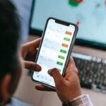 mobile-trading-pexels